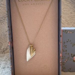 Lucky Brand, 17” + 2”; Gold/Silvertone